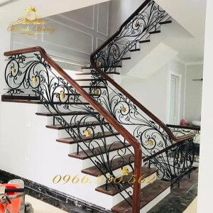 Lan Can Cầu Thang Sắt Mỹ Thuật CTMT-113